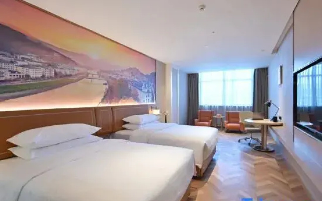 Vienna Hotel (Linyi Convention and Exhibition Center Yihe Road Branch)