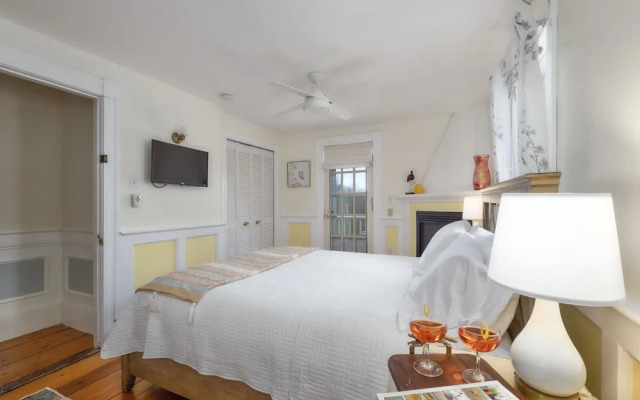 Youngtown Inn & Restaurant