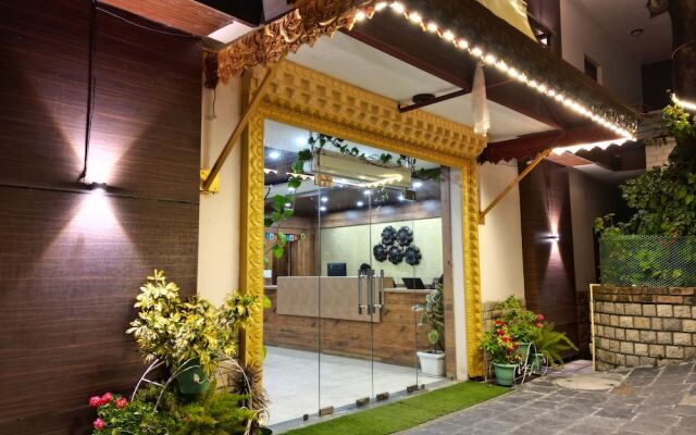 Buddha House Himalayan Brothers