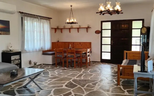 Sylvia s House at Vagia