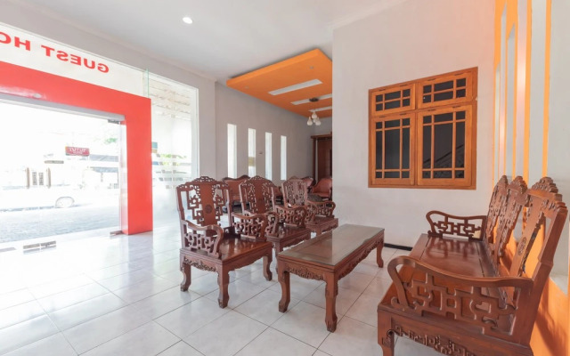 RedDoorz @ Ciliwung Guest House Syariah