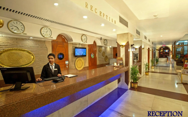 OYO Premium Paltan Bazar