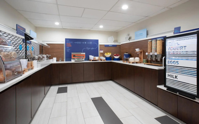 Holiday Inn Express & Suites Tucson by IHG