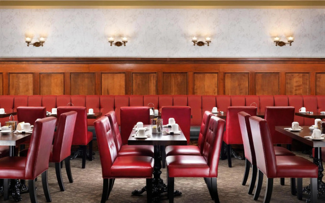 Huntingdon Hotel and Suites