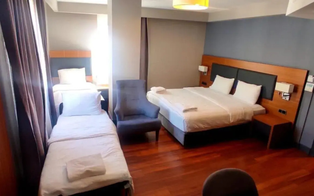 MD Barbaros Hotel