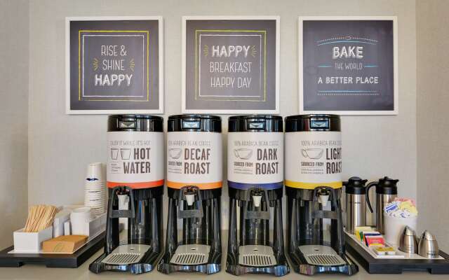 Hampton Inn Salem Boston