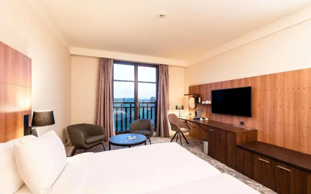 Doubletree By Hilton Paris Boulogne