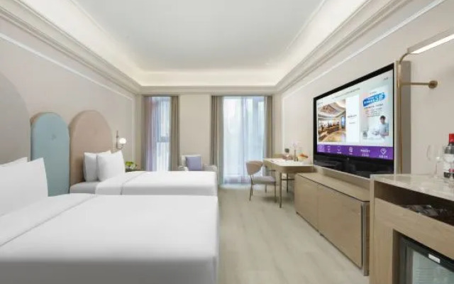 Mercure Xi'an Stadium Hotel