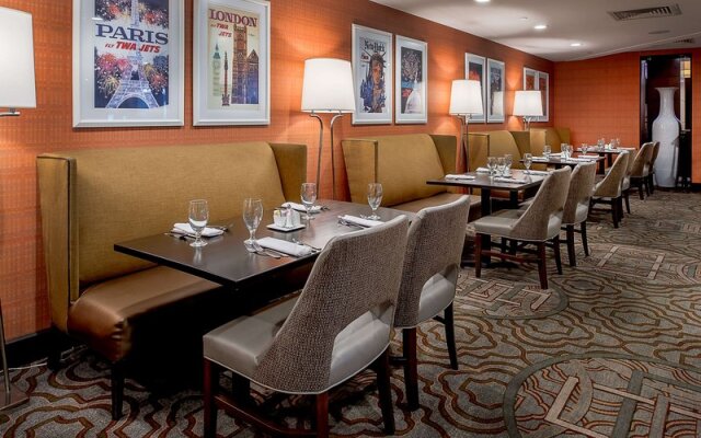 Hilton St. Louis Airport
