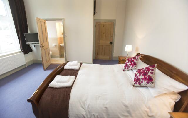 Barton House B&B