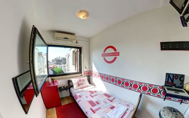 Hostel No9