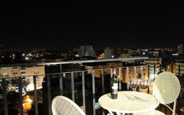 Hillel 11 ApartHotel