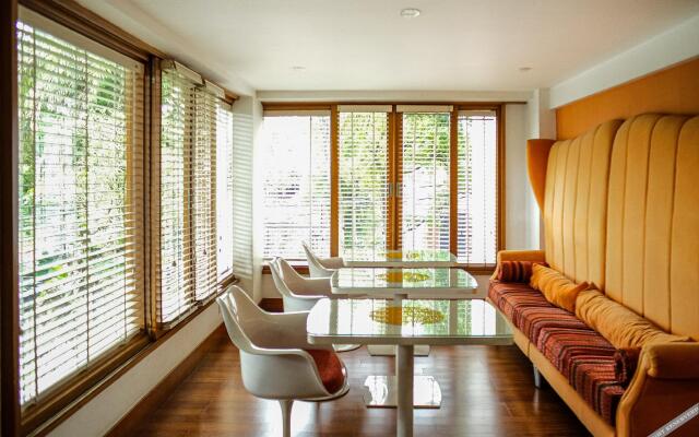 Oemah Kakang Loft & Bed