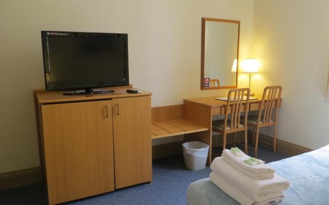Criterion Hotel Perth – Guest Rooms – Perth
