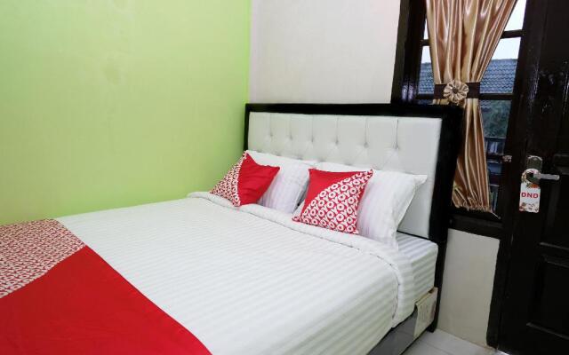 OYO 950 Steze Kost Syariah