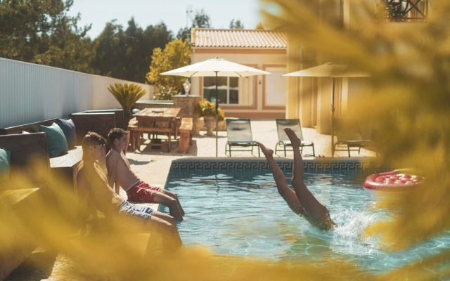 Cliff Surf Camp Hostel