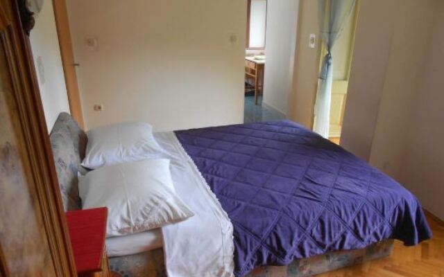 Guesthouse Kuća na šterne