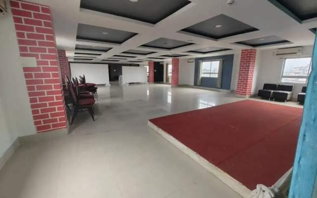 OYO Flagship 14647 Hotel Grand Majesty