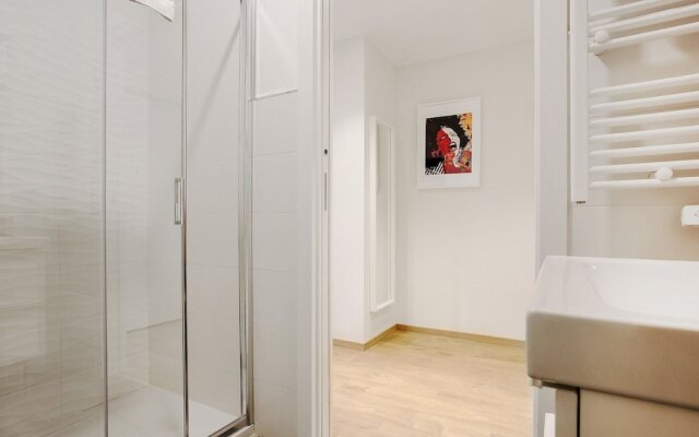 Mi-brgz1c1 Bergonzoli Place - Bilo B - Nina