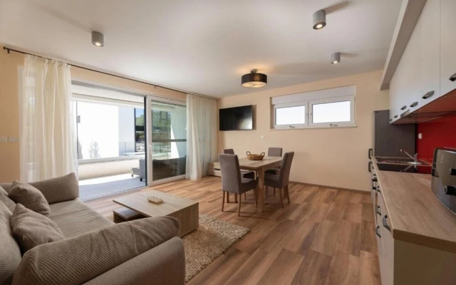 Marina - 60 Meters to the Beach - A2