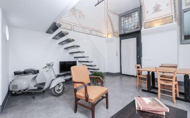 Ancient Trastevere Vespa Loft