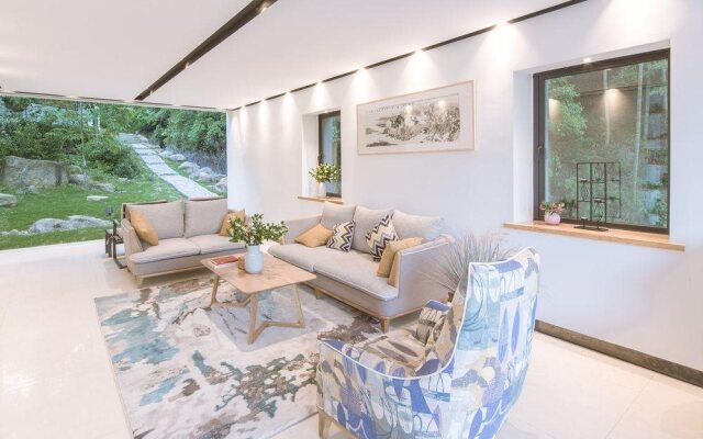 Anji Valley House Hotel