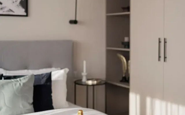 Vibrant & Spacious 3BR Condos on Amzei