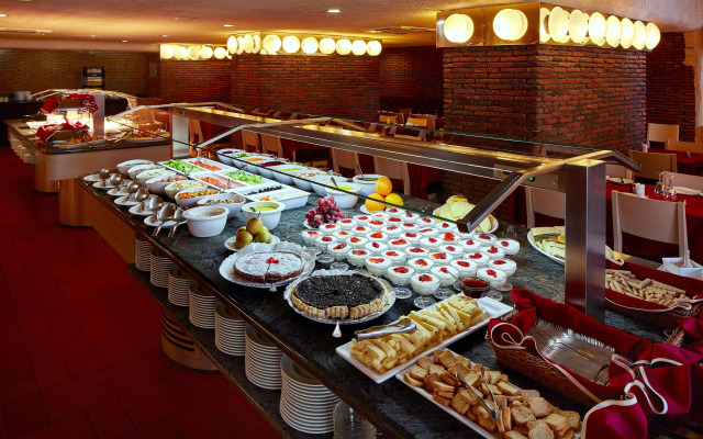 Alcazar Hotel & SPA