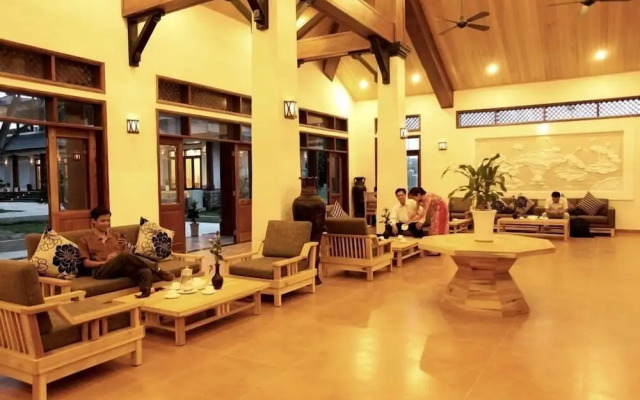 Aniise Villa Resort
