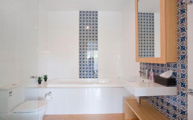 Four Kings Apartment - Deluxe 2br #3