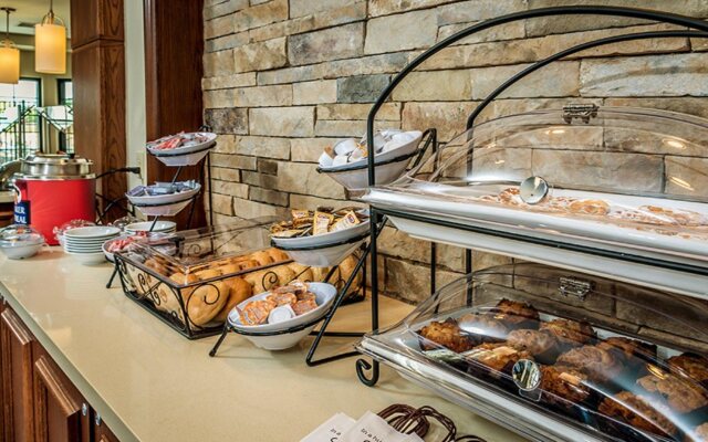 Staybridge Suites Dearborn MI by IHG