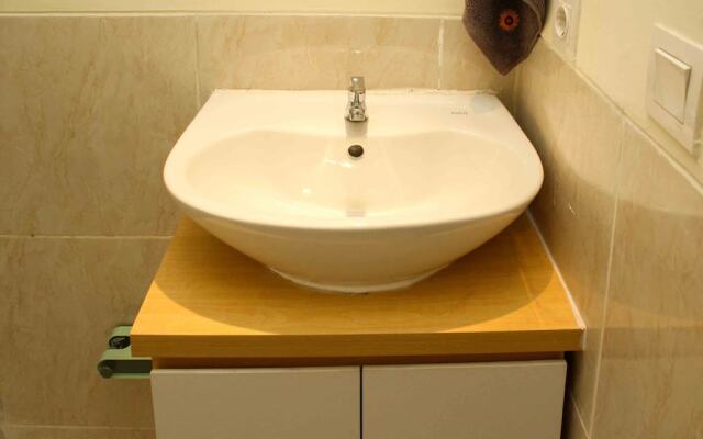 Comfortable And Spacious 2Br At Meikarta Apartment