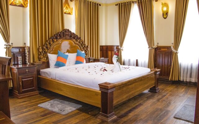 Puok hotel & Resort