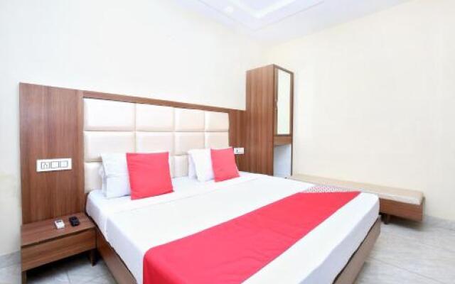 OYO 14720 Hotel G R highway