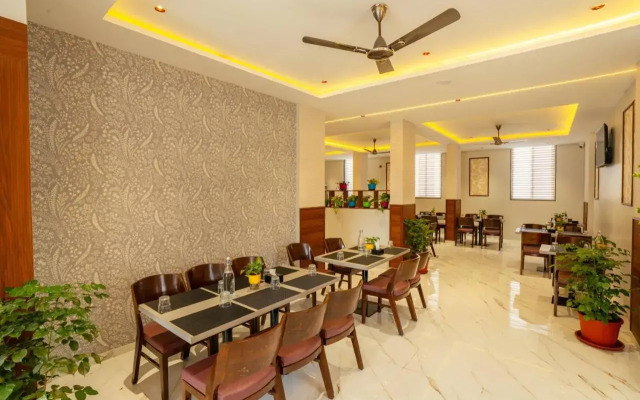 Treebo Grand Royal Imperio, Hinjewadi