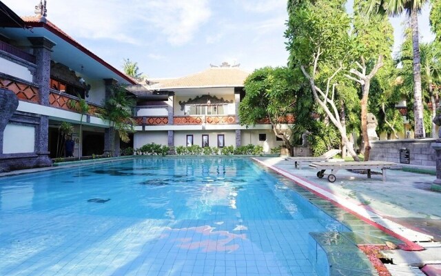 RedDoorz near Kuta Beach