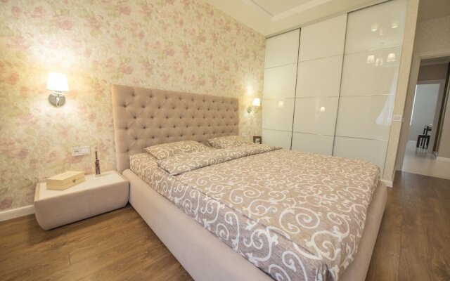 Flatsis Apartment Svobody 12