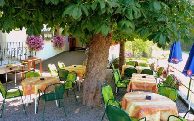 Gasthaus und Pension Löffelschmiede
