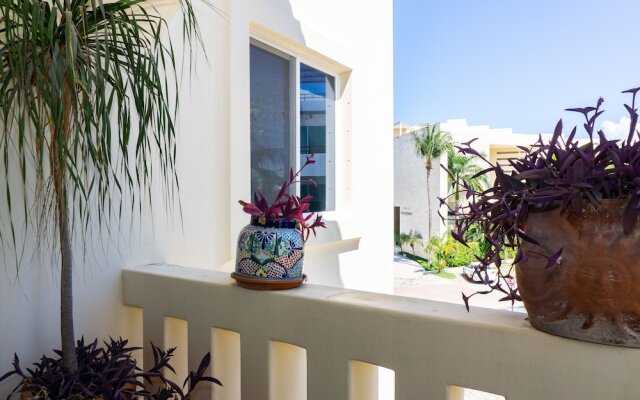 Luna Maya 3 2 Bedroom Condo by RedAwning