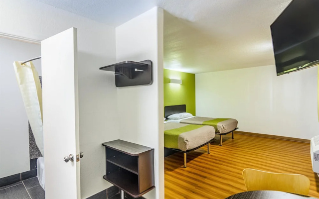 Rodeway Inn