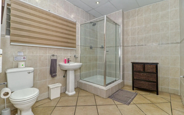 BM Gardens Apartment Hotel