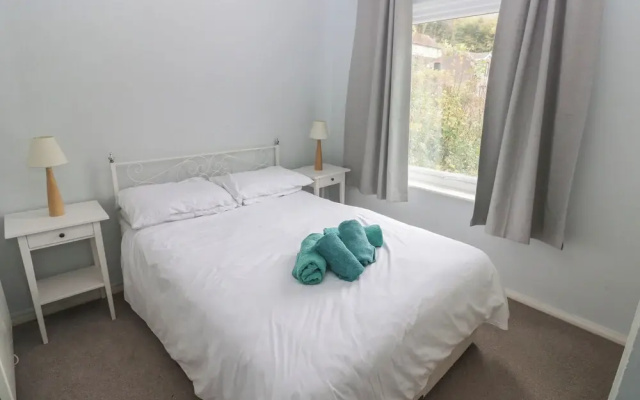 Kittiwake, Apartment 22