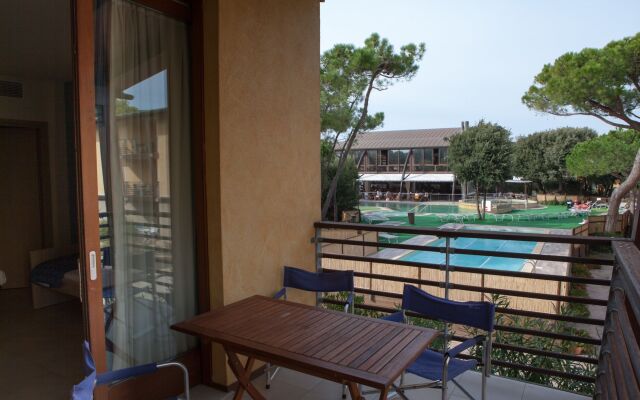Canado Club Family Village