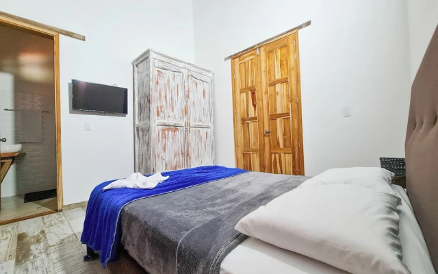 La Mercedes Cattaleya Hostal By MH