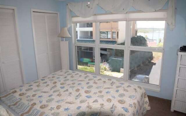 Tradewinds 24