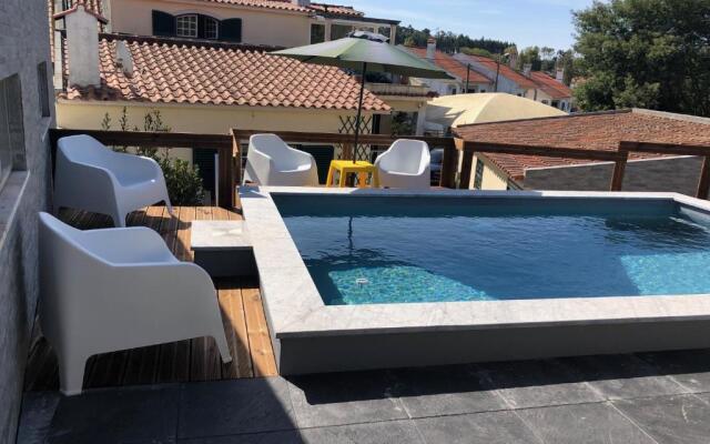 Sun house - Near Sintra - Triple Rooms - Kitchen - Pool