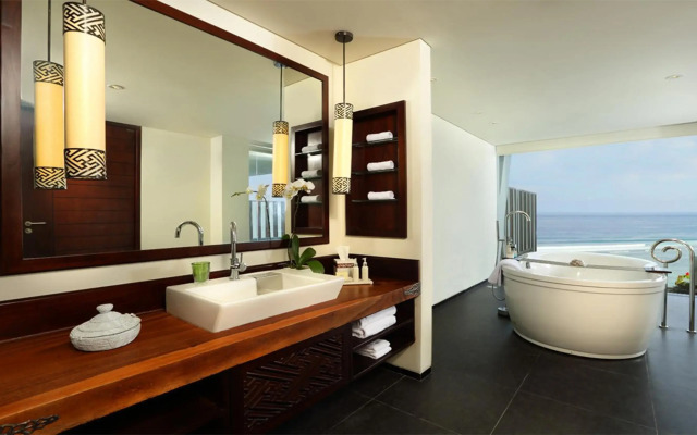 Samabe Bali Suites & Villas
