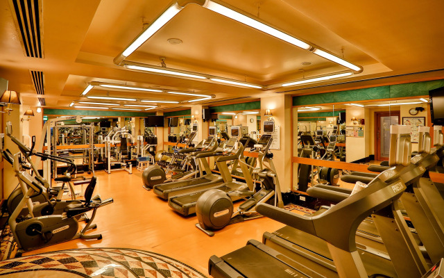 Crowne Plaza Chennai Adyar Park