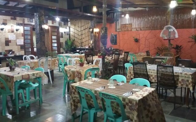 Residencia Katrina Bed and Breakfast