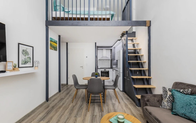 Venus Apartments - Westside Residence